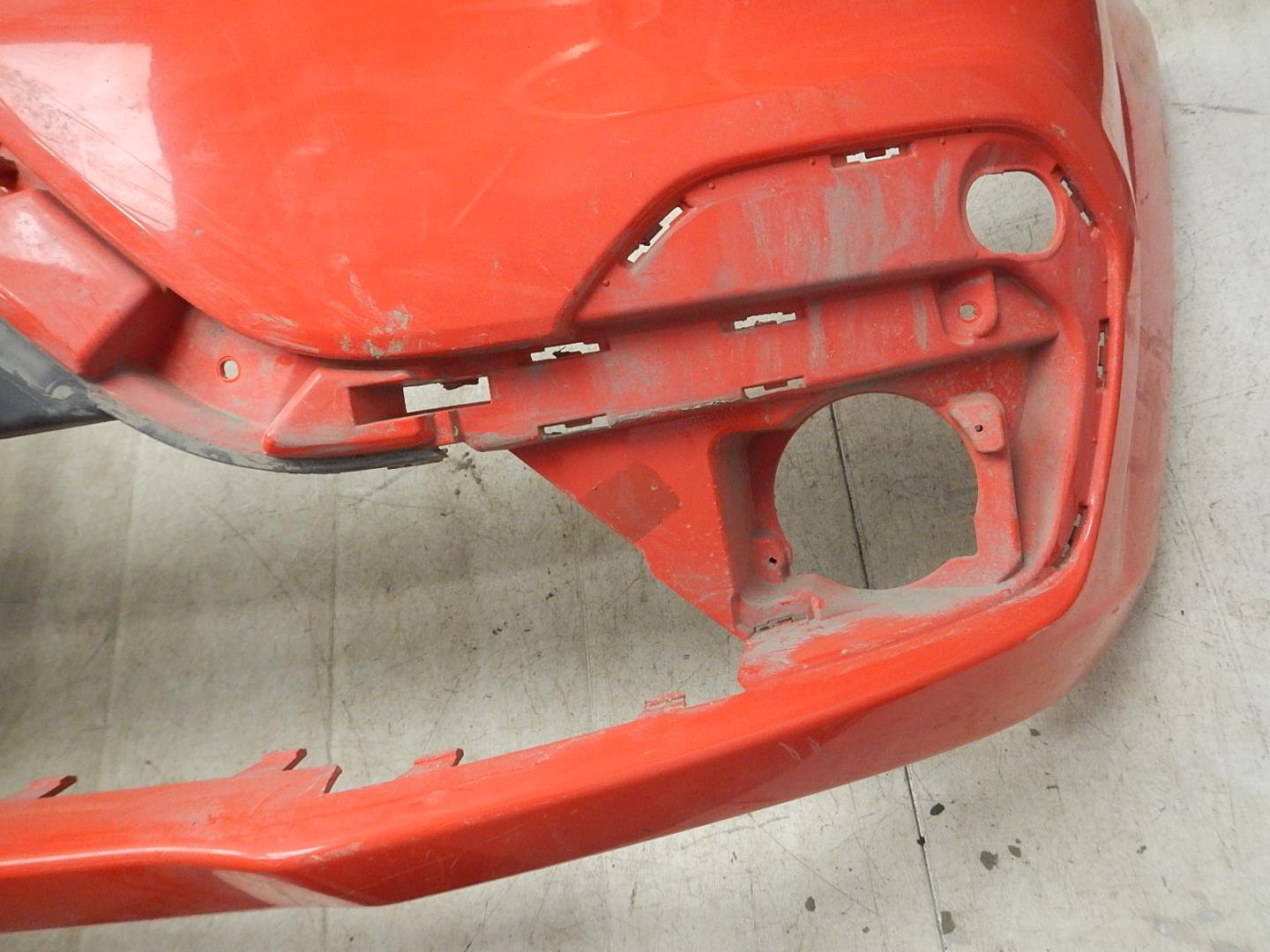 Бампер передний