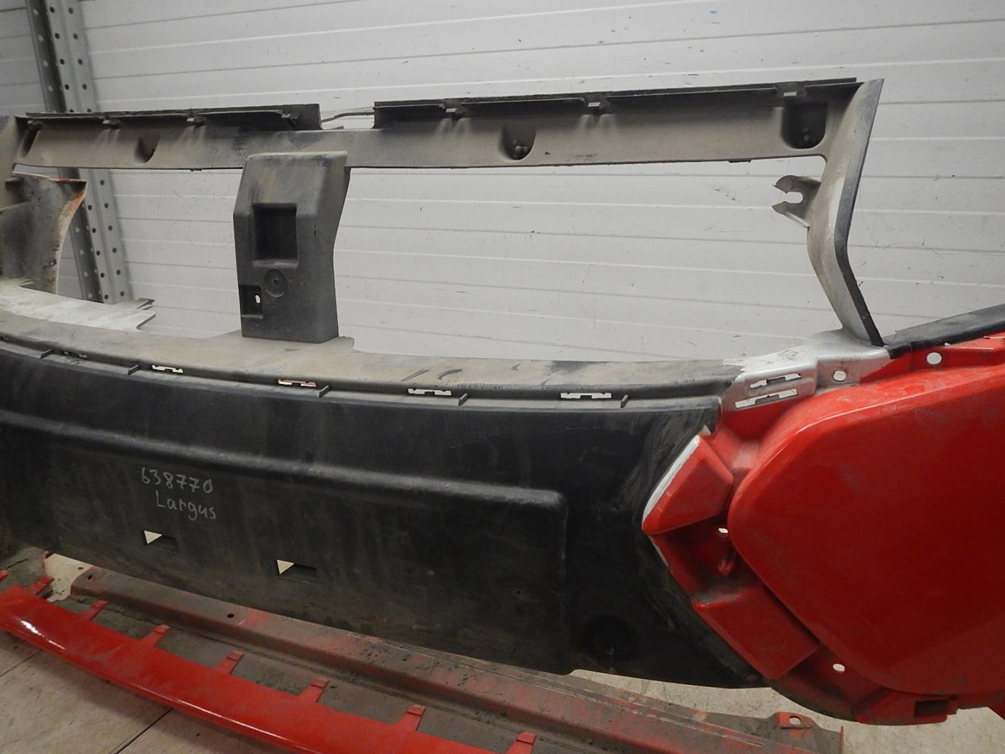 Бампер передний