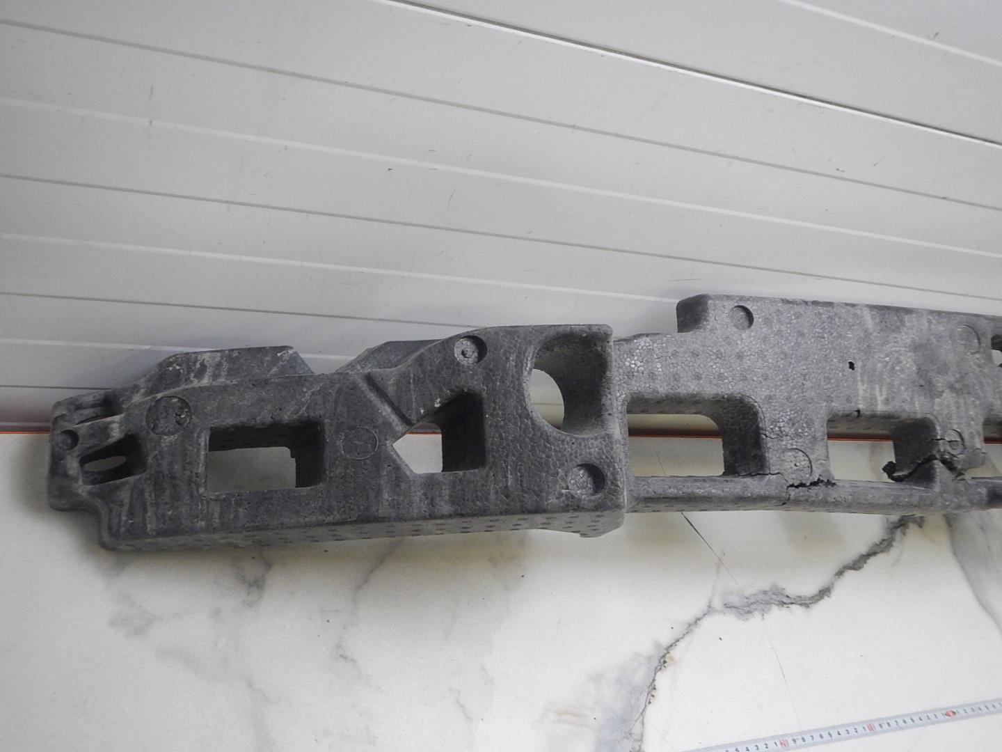 Наполнитель переднего бампера