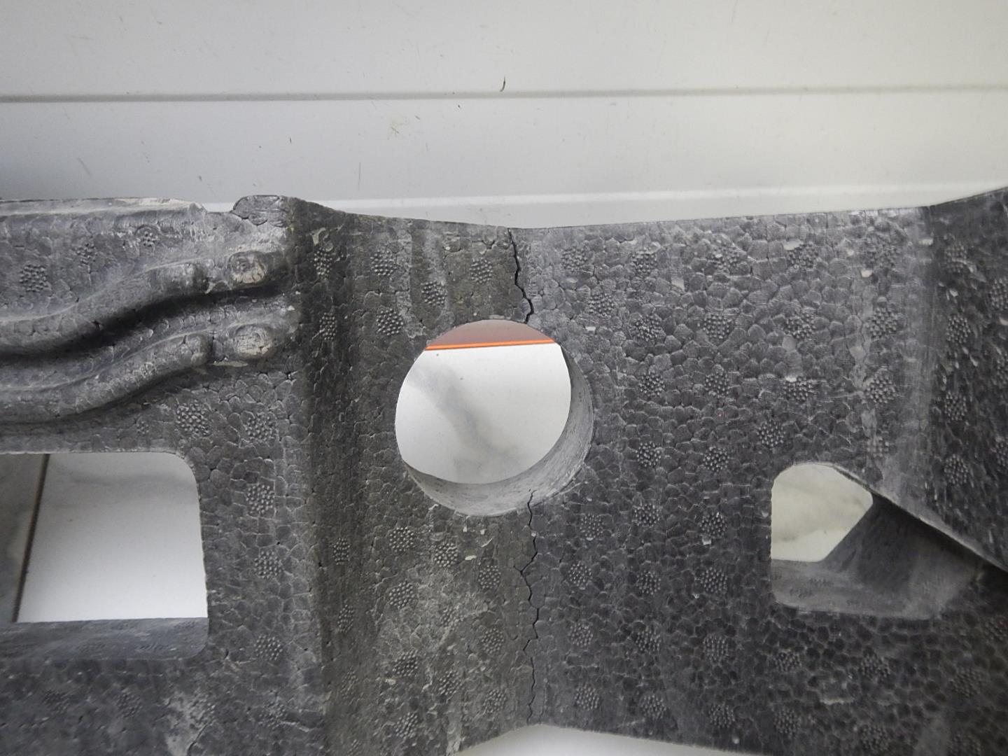 Наполнитель переднего бампера