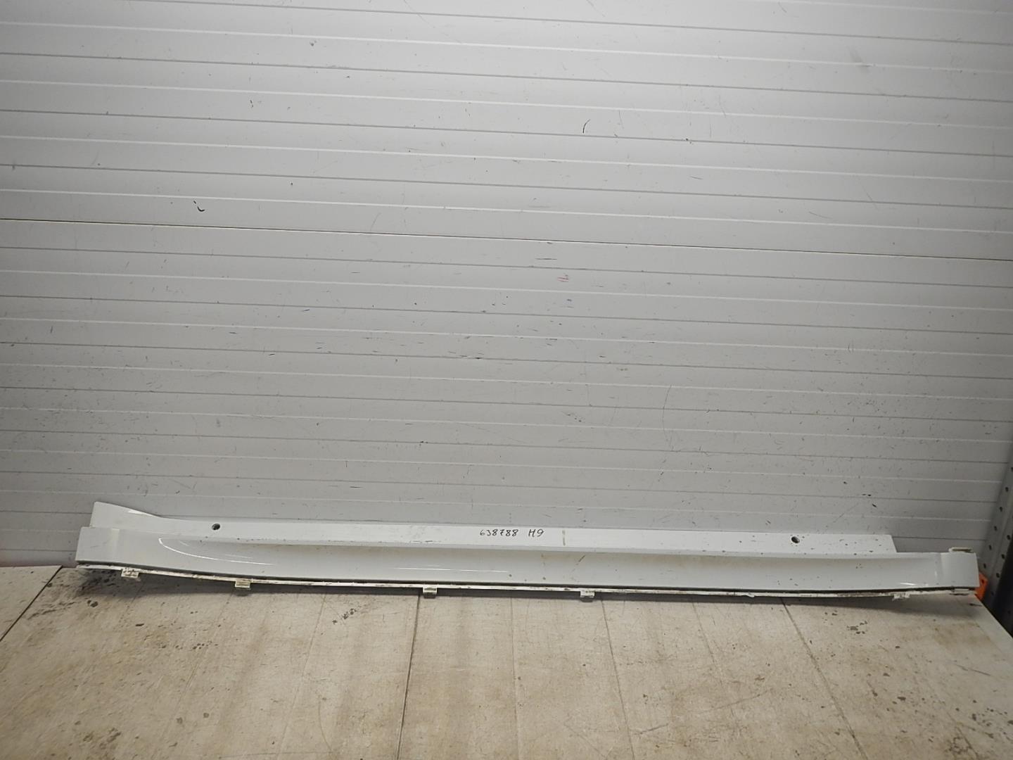 Подножка правая