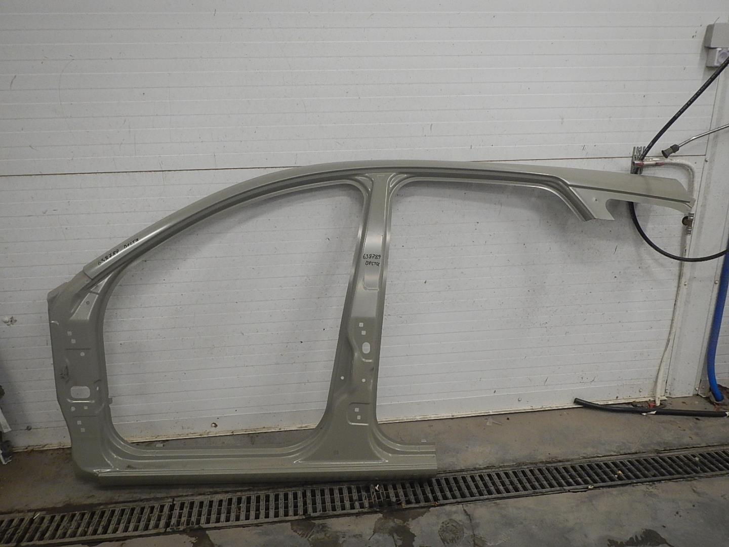 Дверь задняя левая