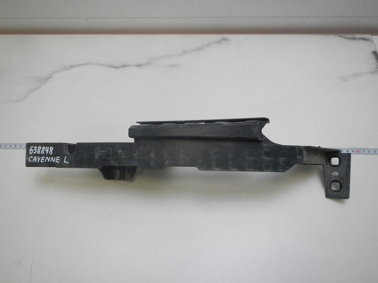 Кронштейн фар левый