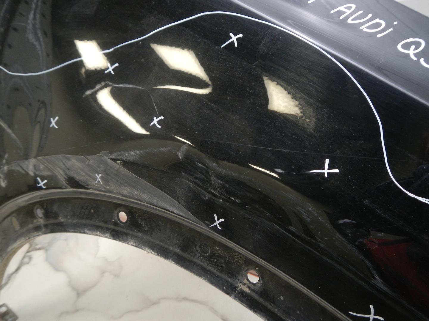 Крыло переднее правое