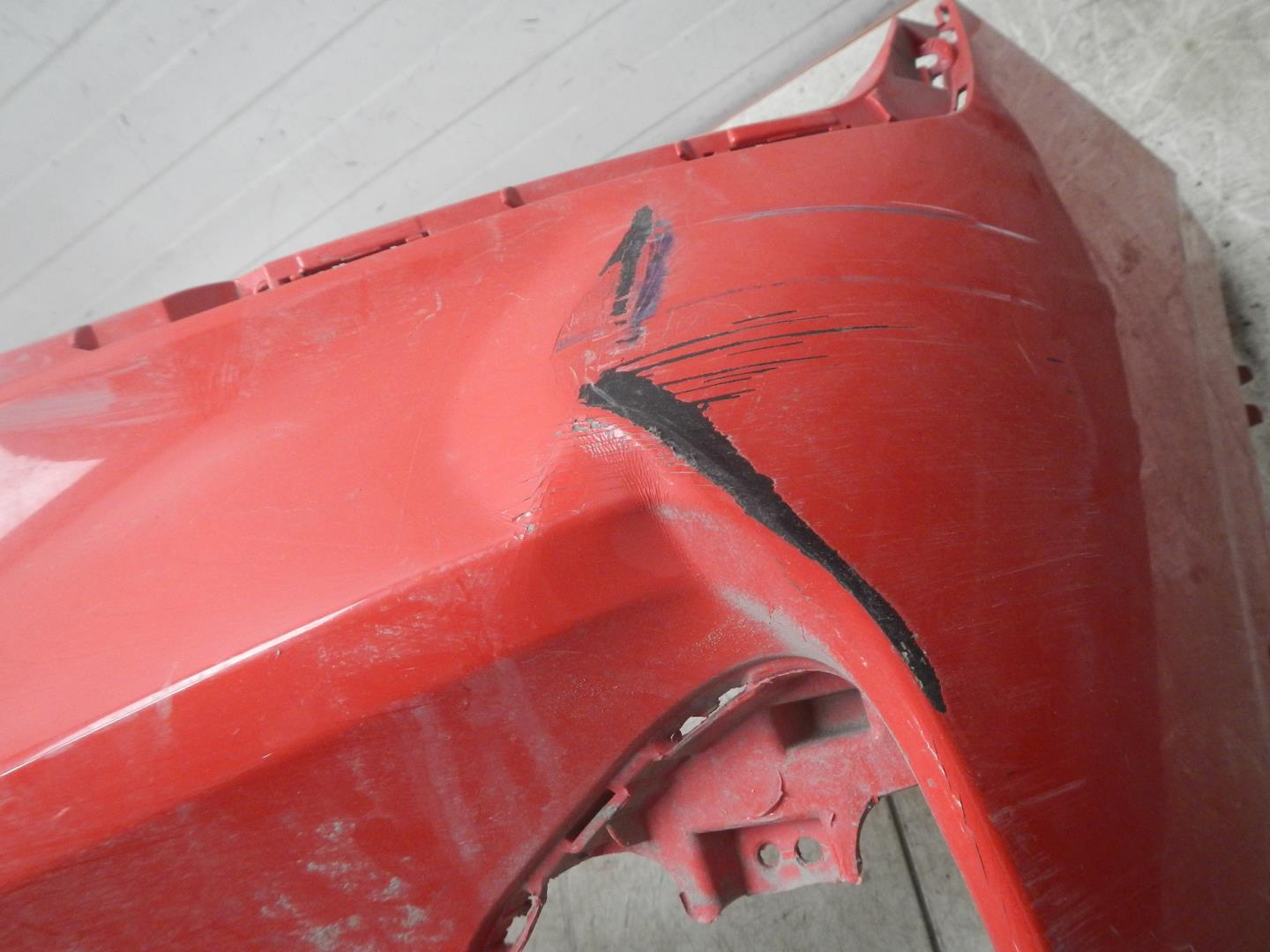 Бампер передний