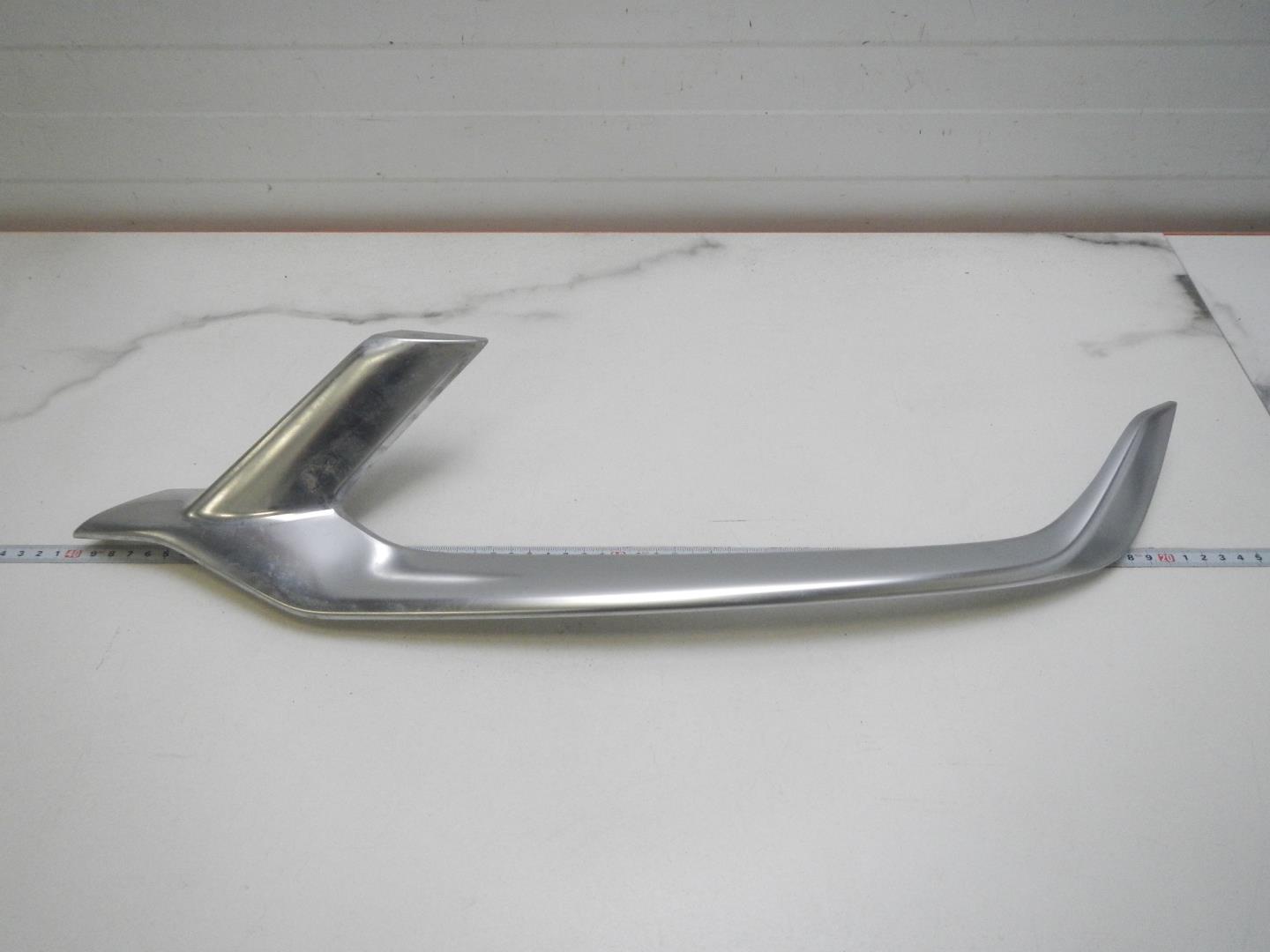 Накладка переднего бампера левая