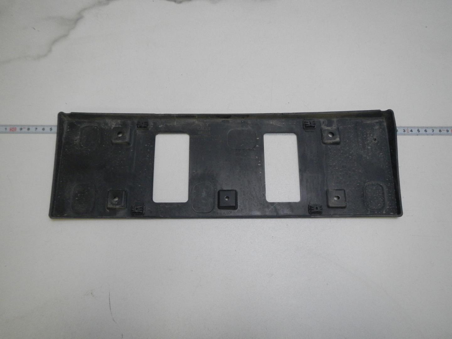 Накладка переднего бампера под номер