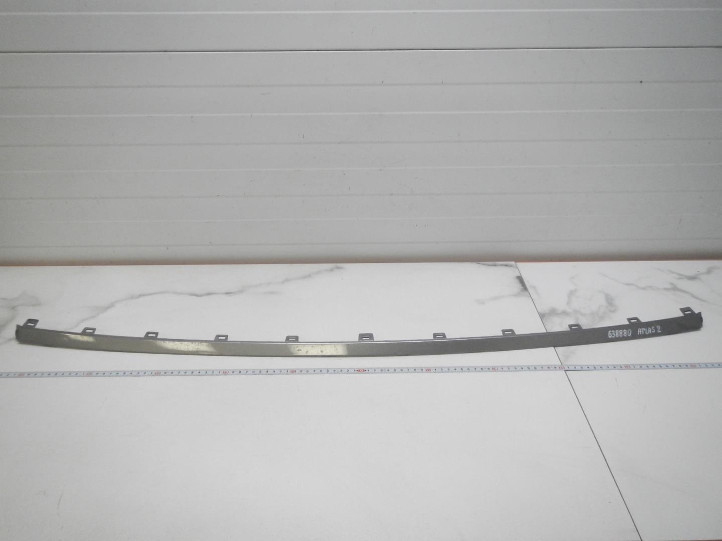 Накладка переднего бампера