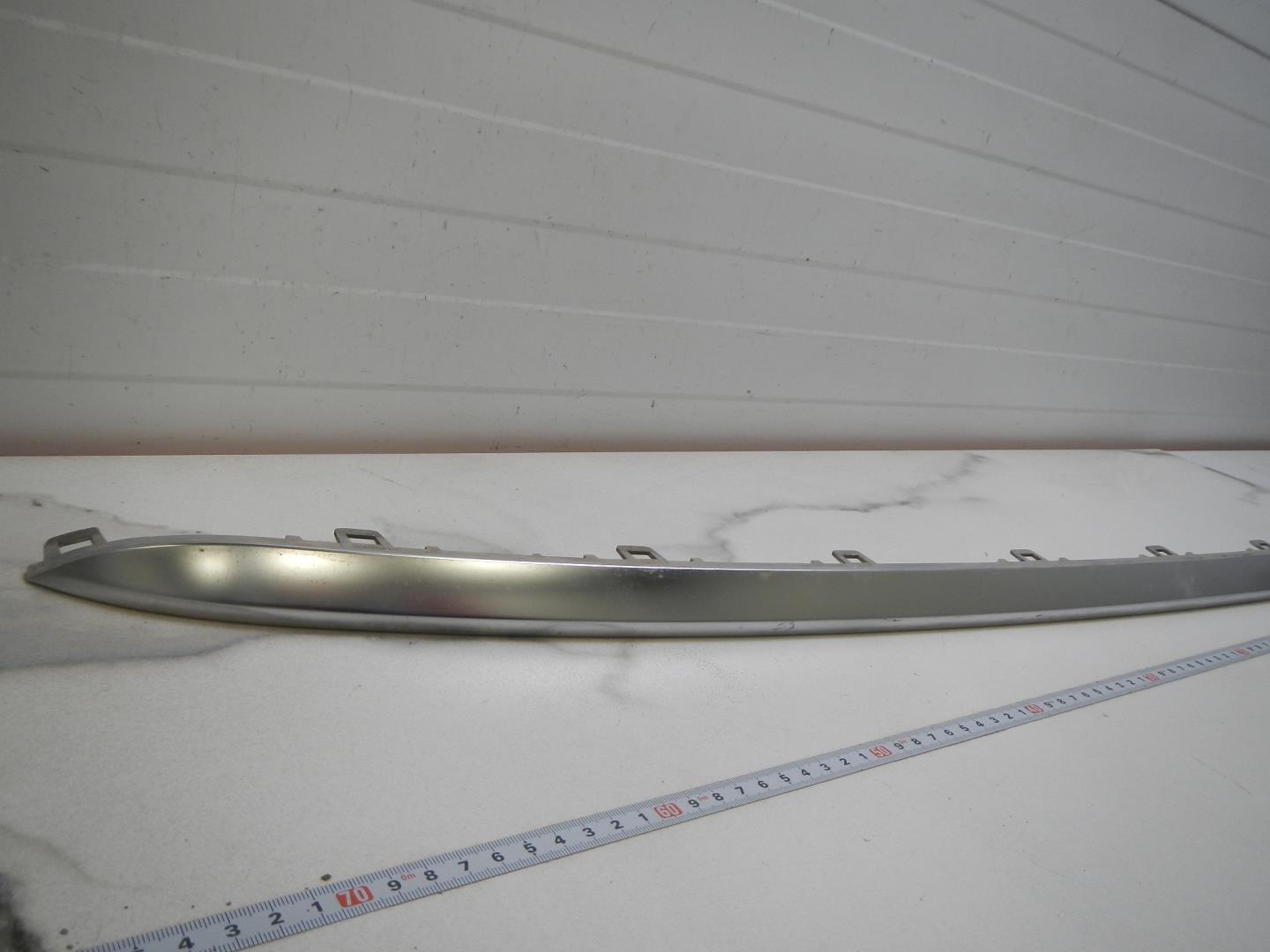 Молдинг заднего бампера