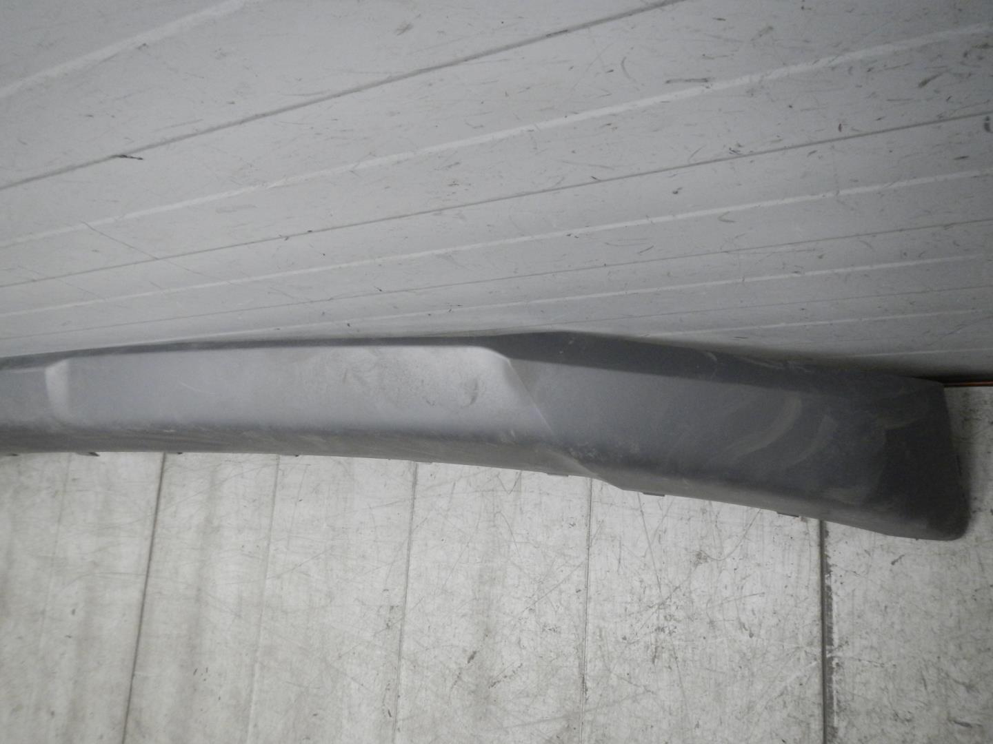 Накладка переднего бампера