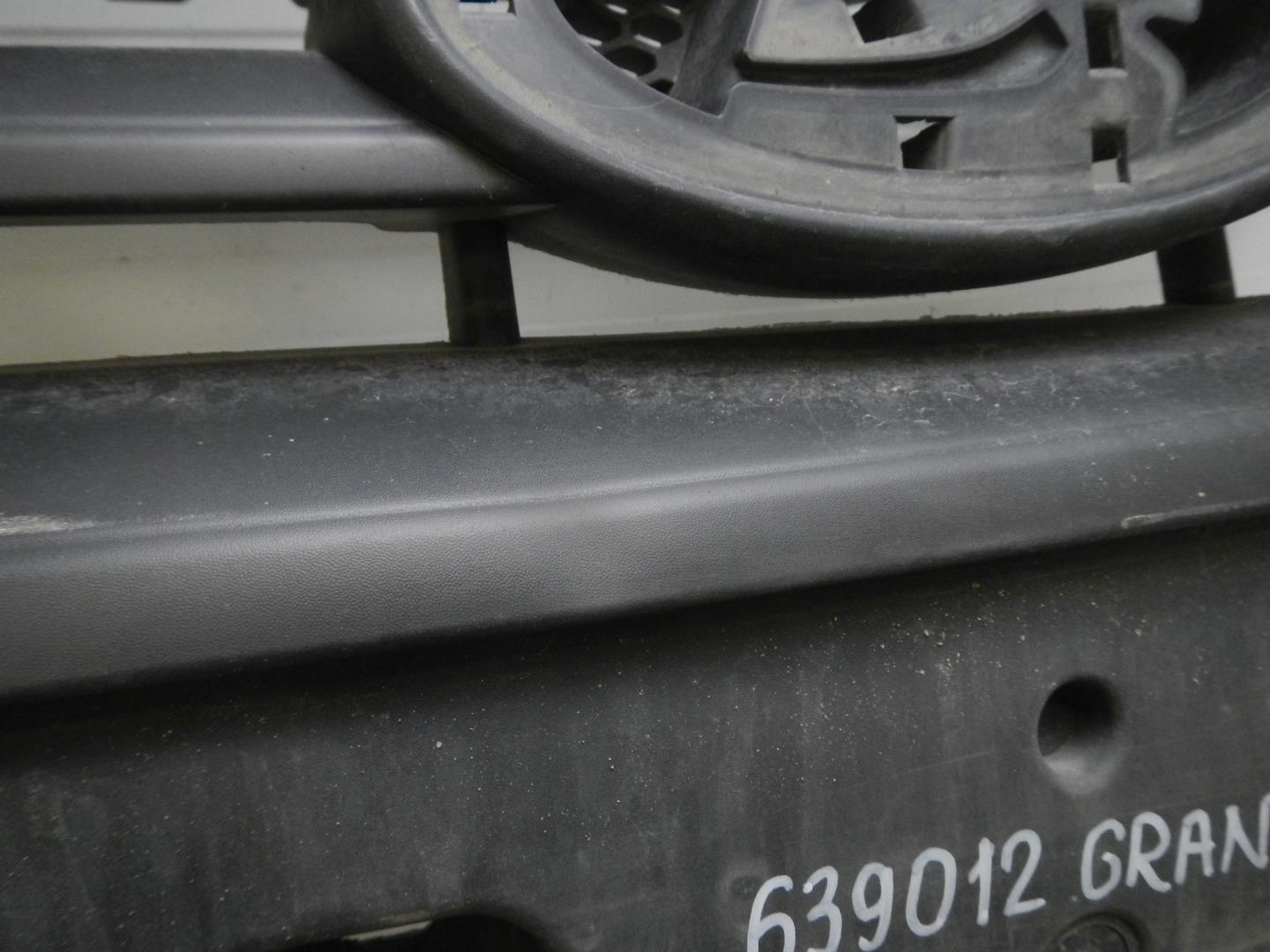 Решетка радиатора