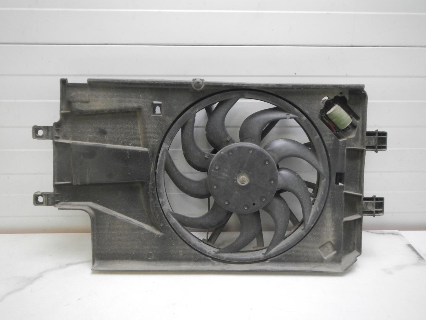 Диффузор вентилятора