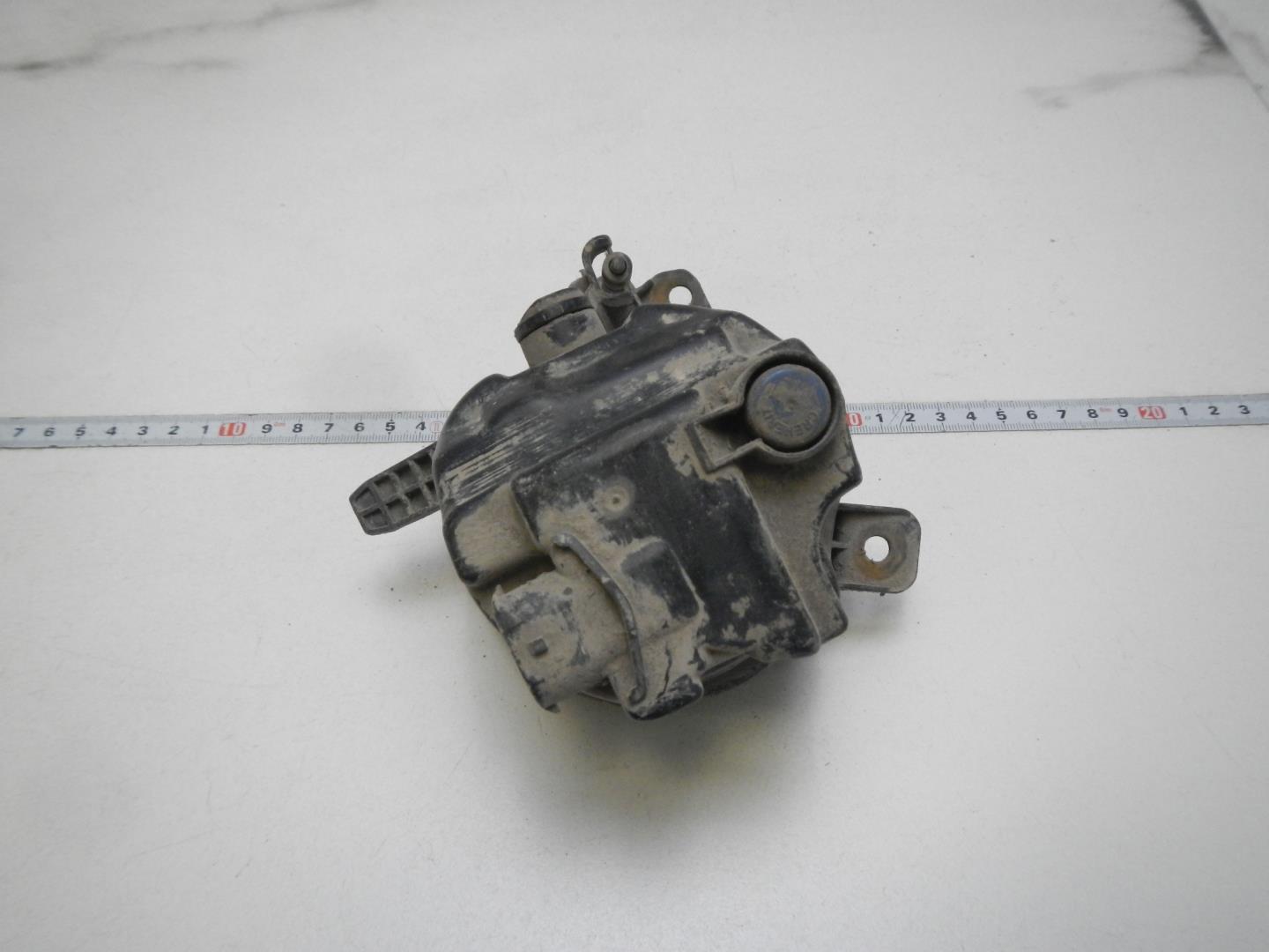 Фара противотуманная левая