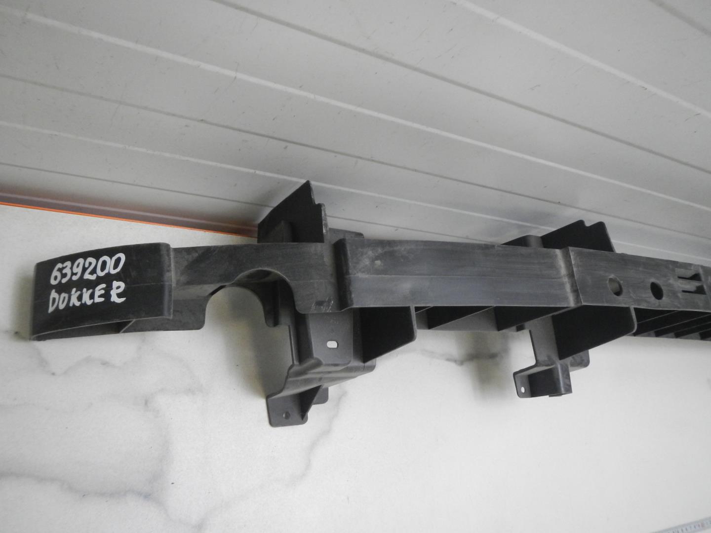 Наполнитель переднего бампера