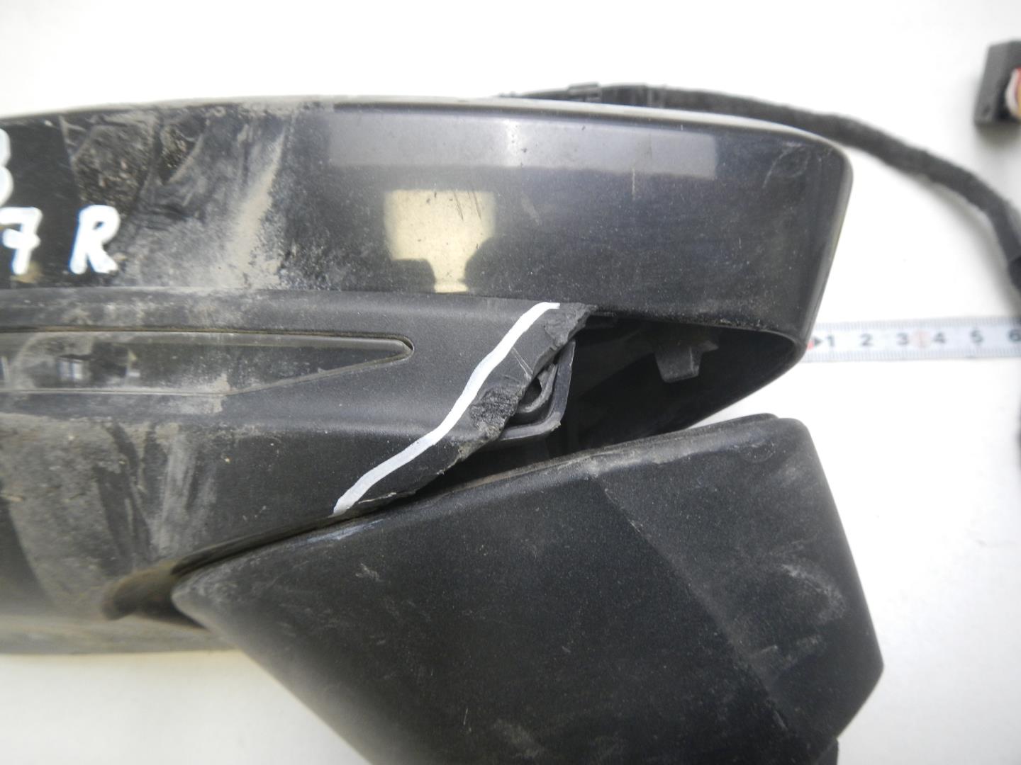 Зеркало правое электрическое