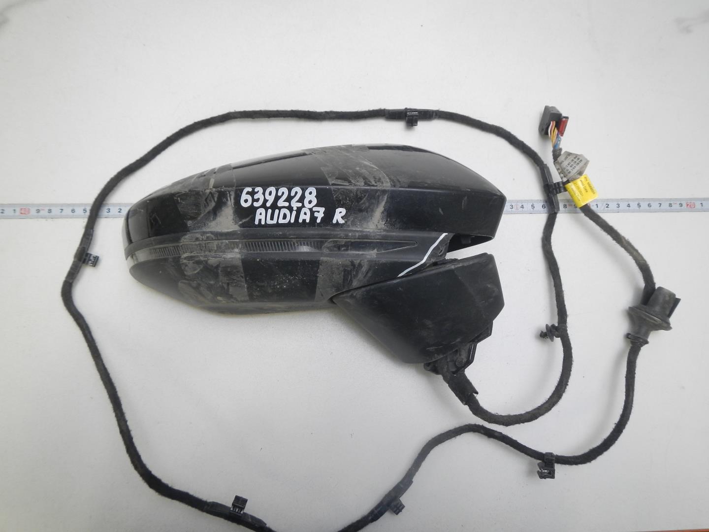 Зеркало правое электрическое