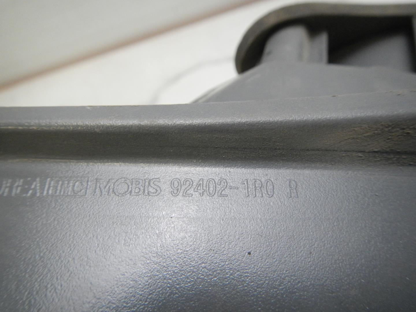 Фонарь задний правый