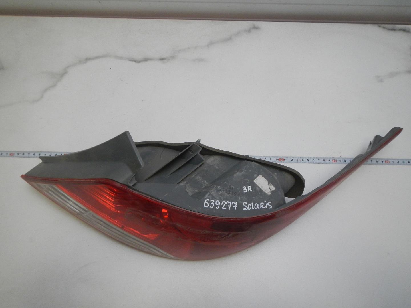 Фонарь задний правый