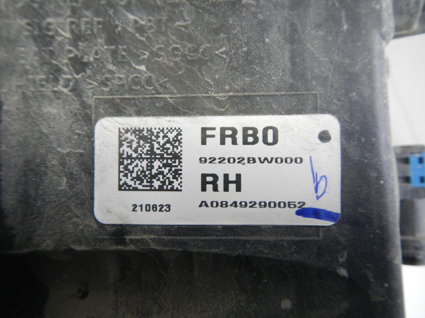 Фара противотуманная правая