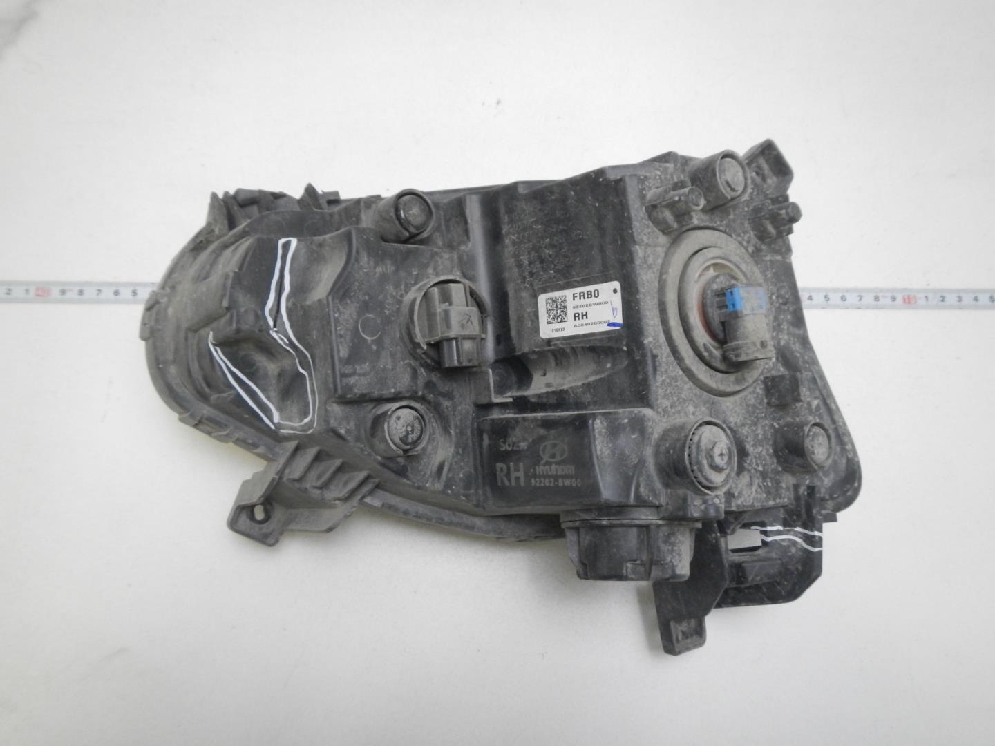 Фара противотуманная правая