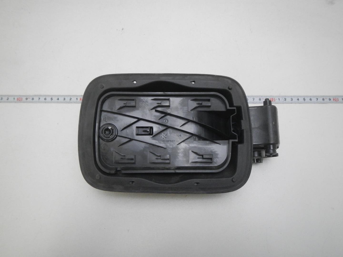 Горловина топливного бака