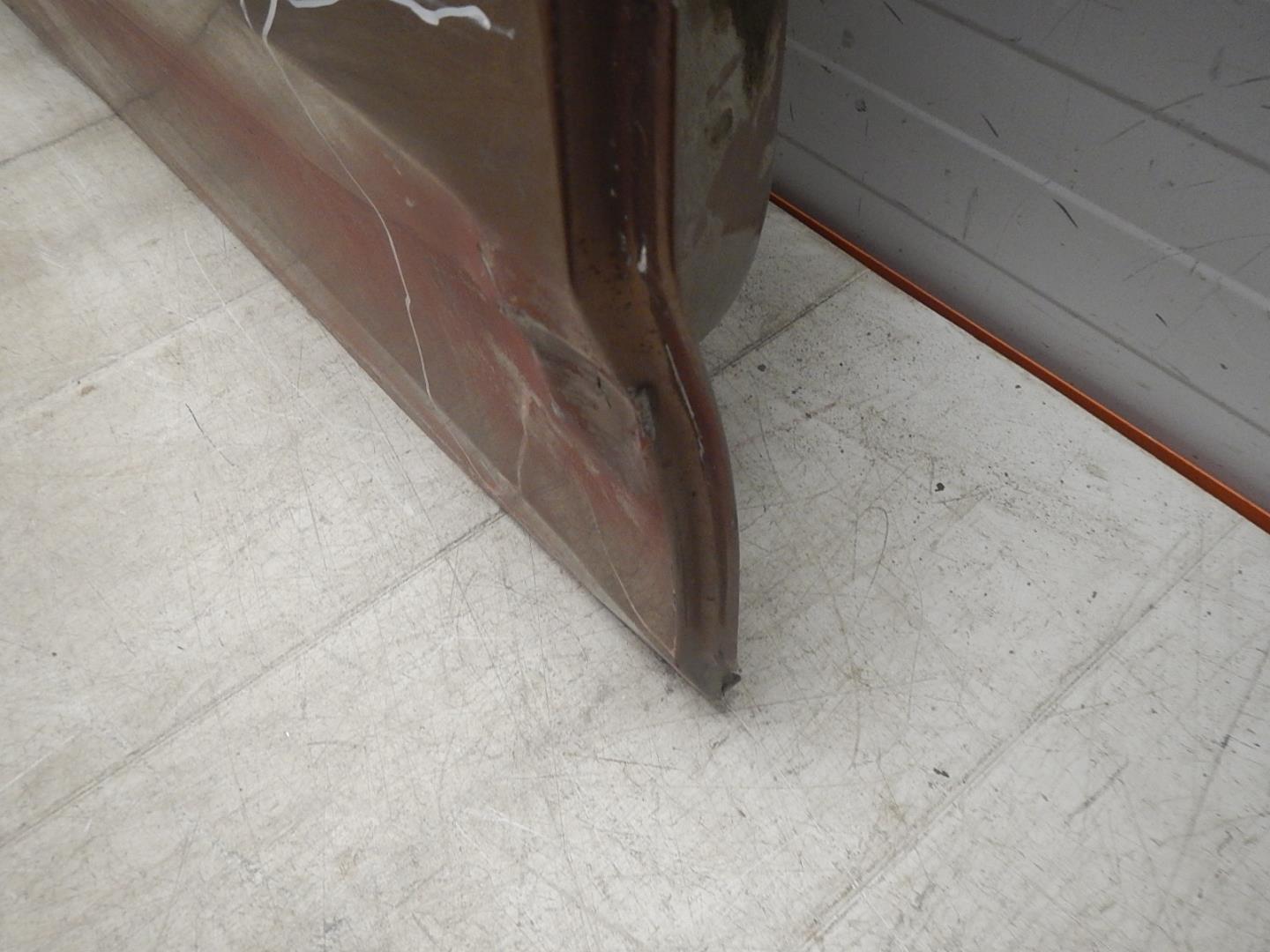 Дверь задняя правая