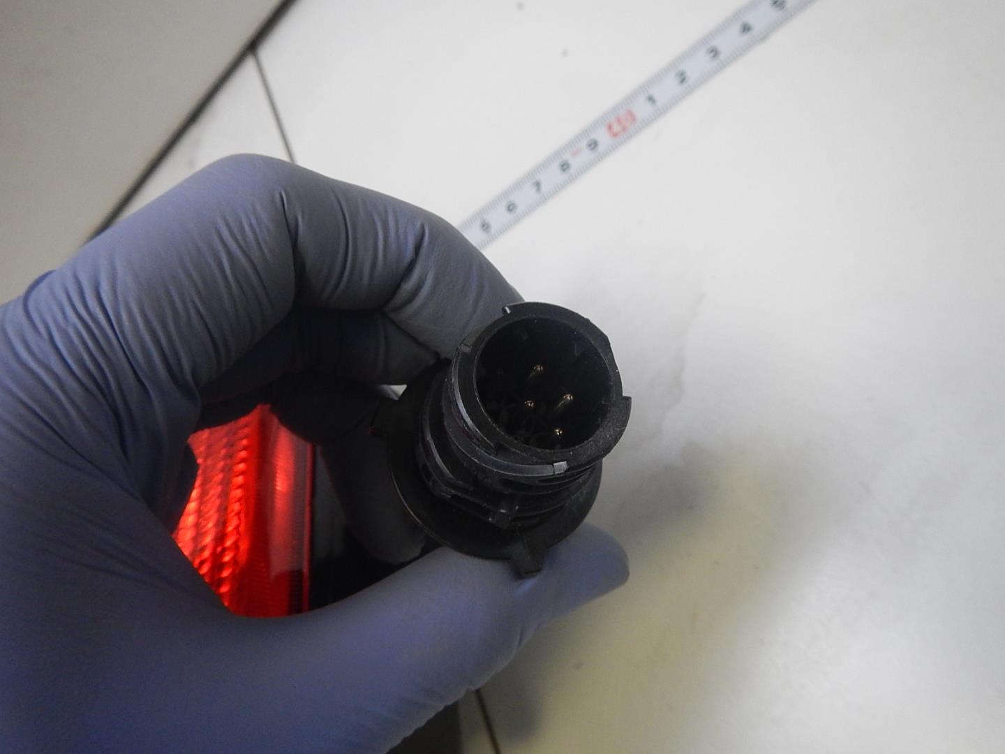 Фонарь задний левый