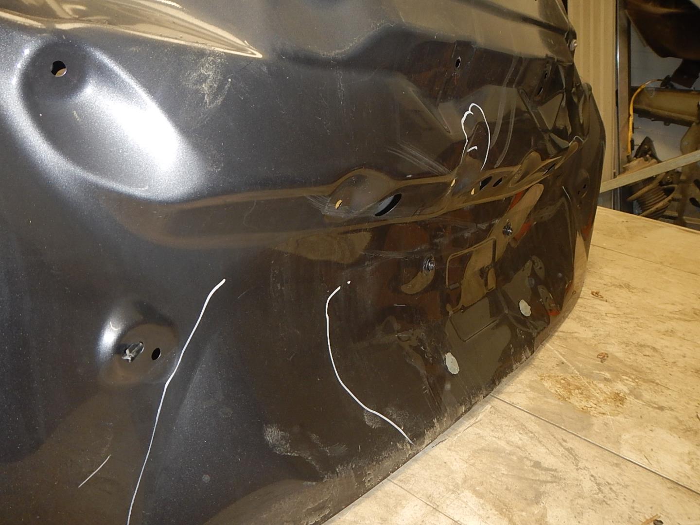 Дверь багажника