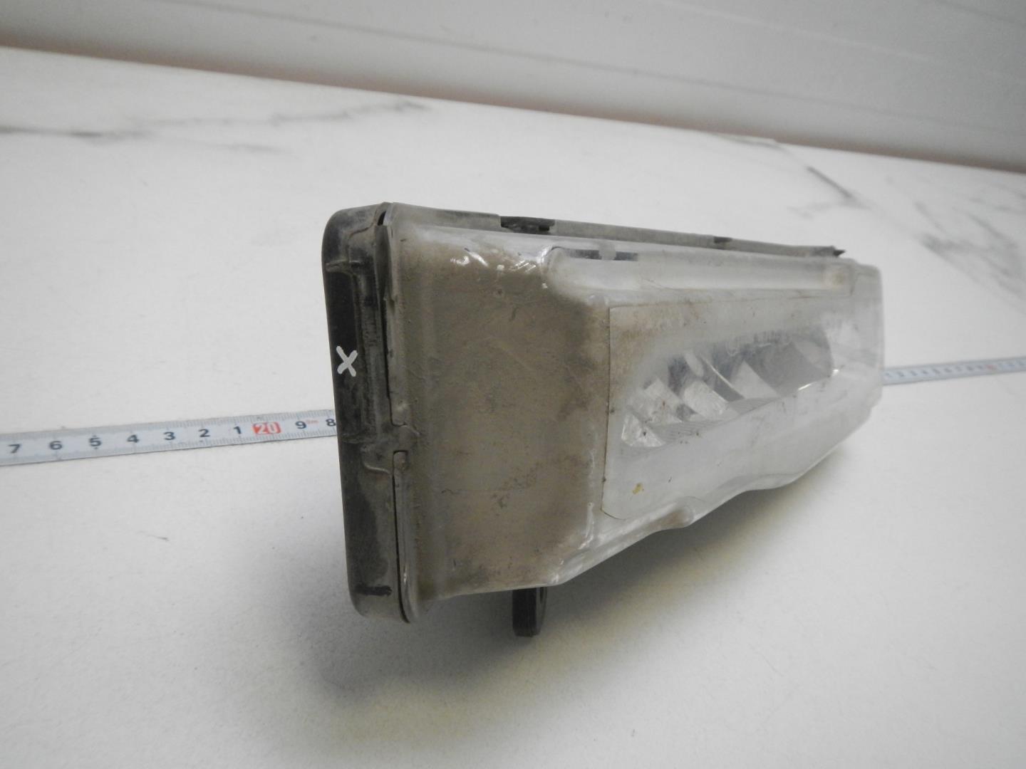 Фара противотуманная правая