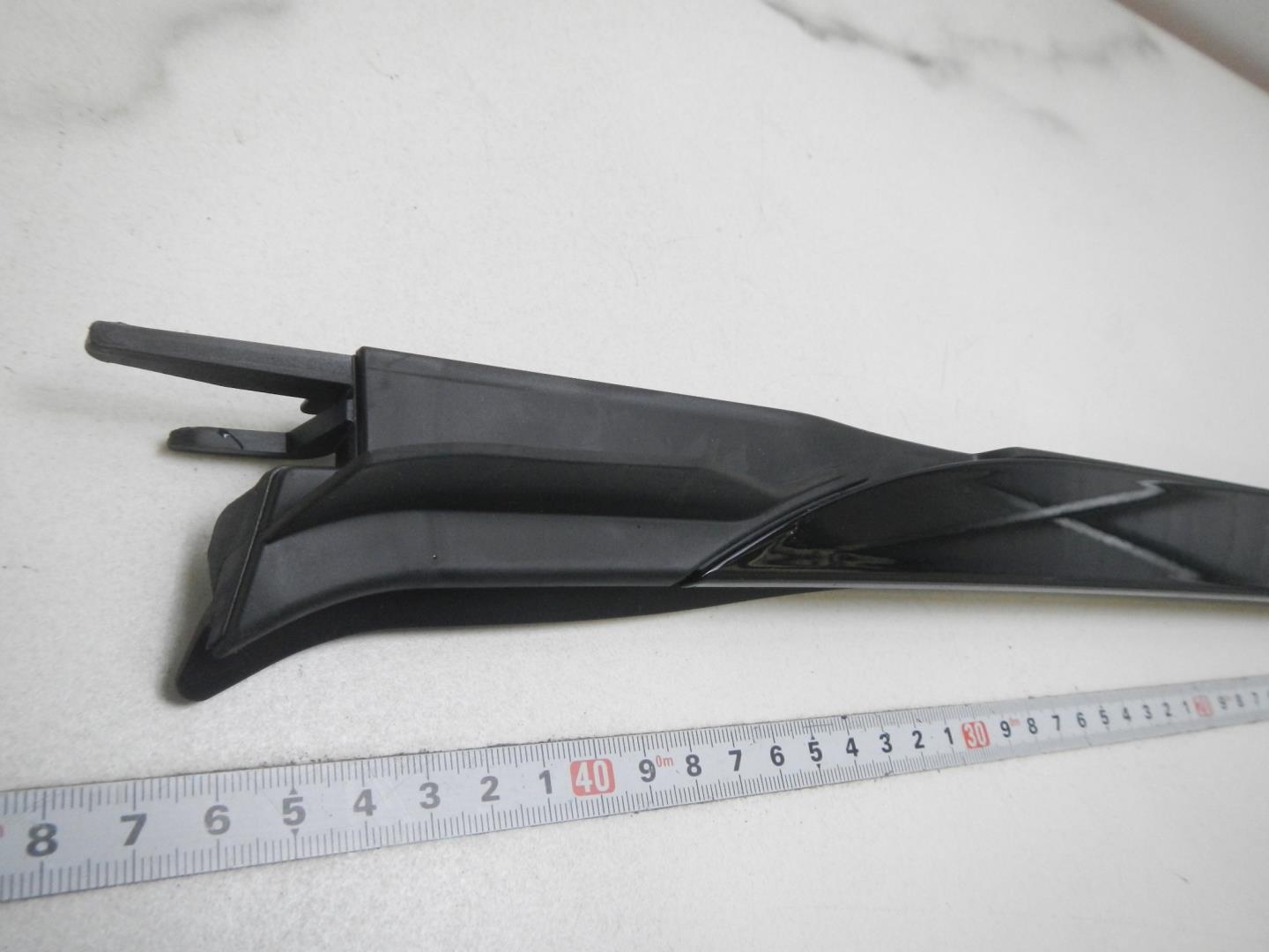 Молдинг лобового стекла