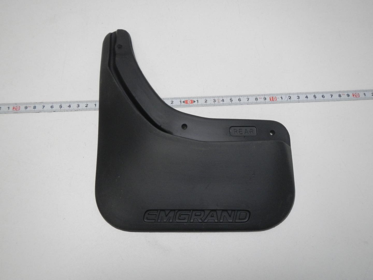 Брызговик задний левый