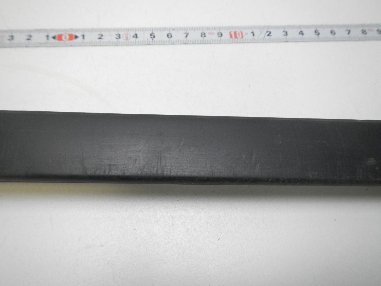 Молдинг лобового стекла