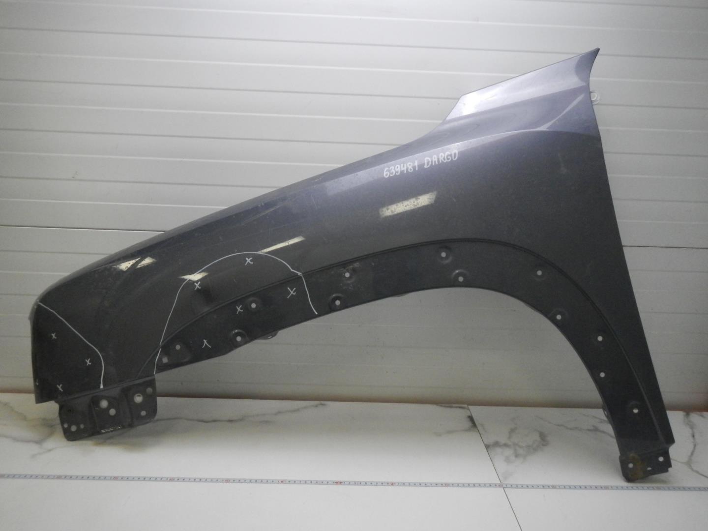 Крыло переднее левое