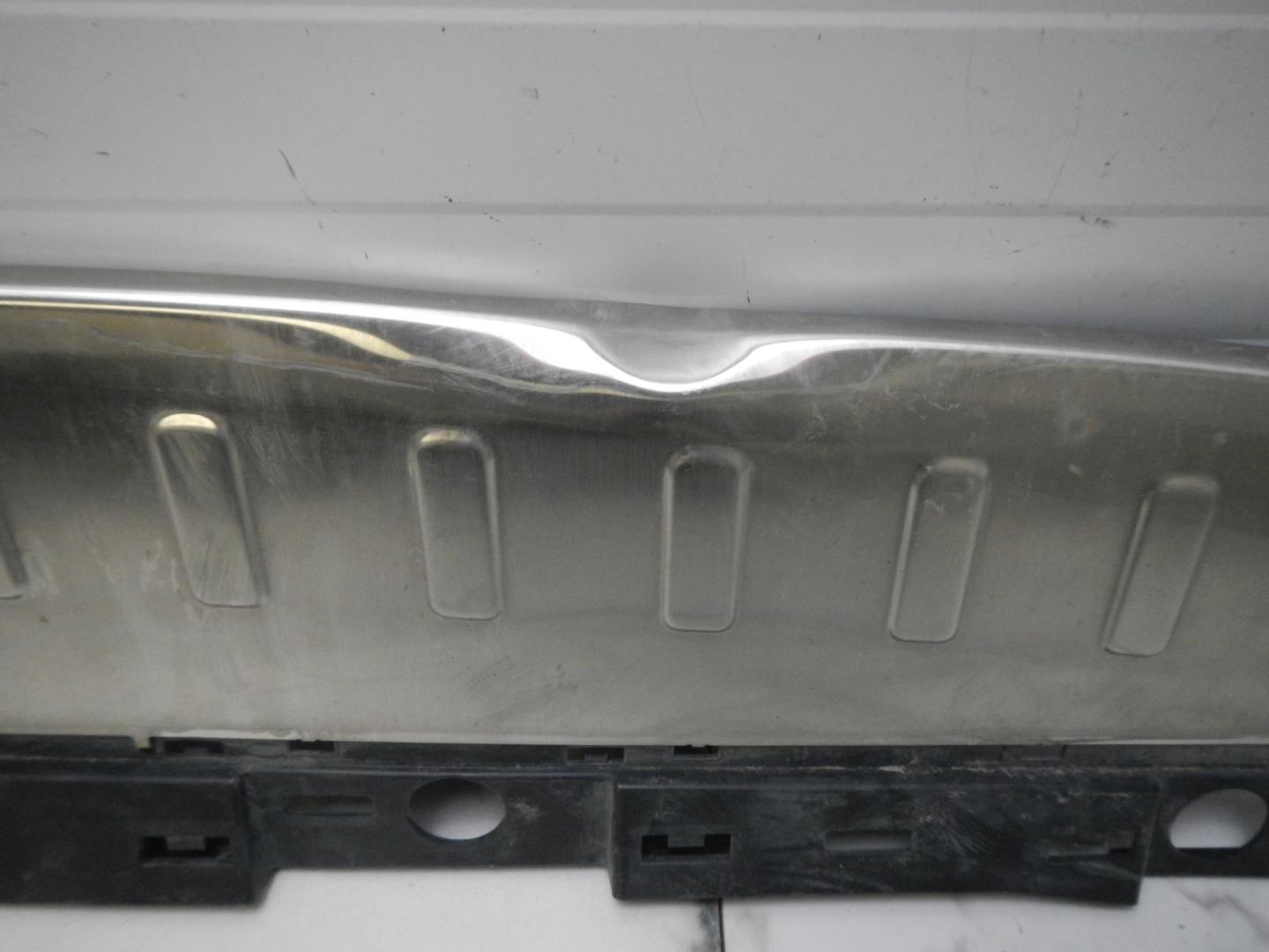 Накладка заднего бампера