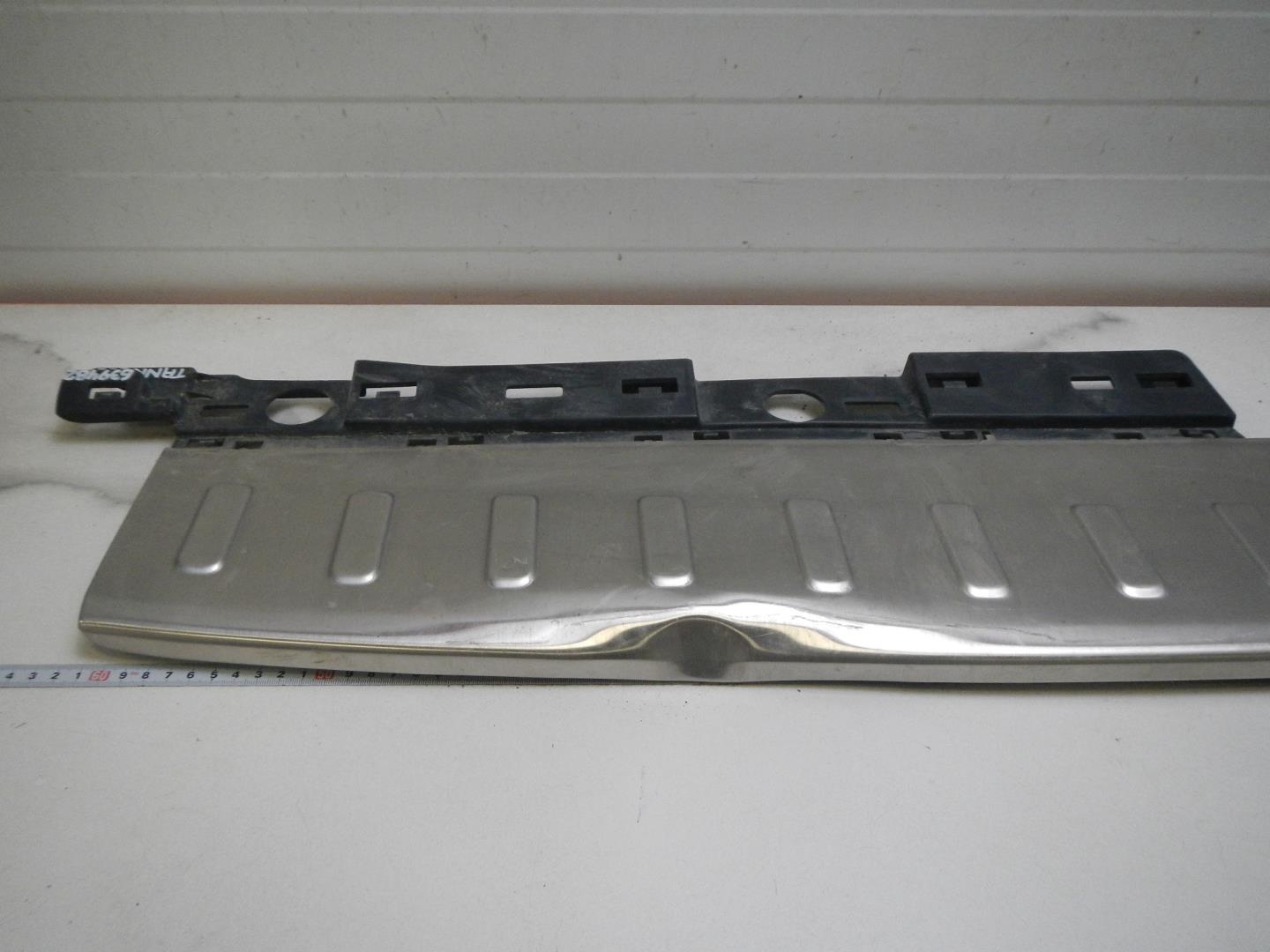 Накладка заднего бампера