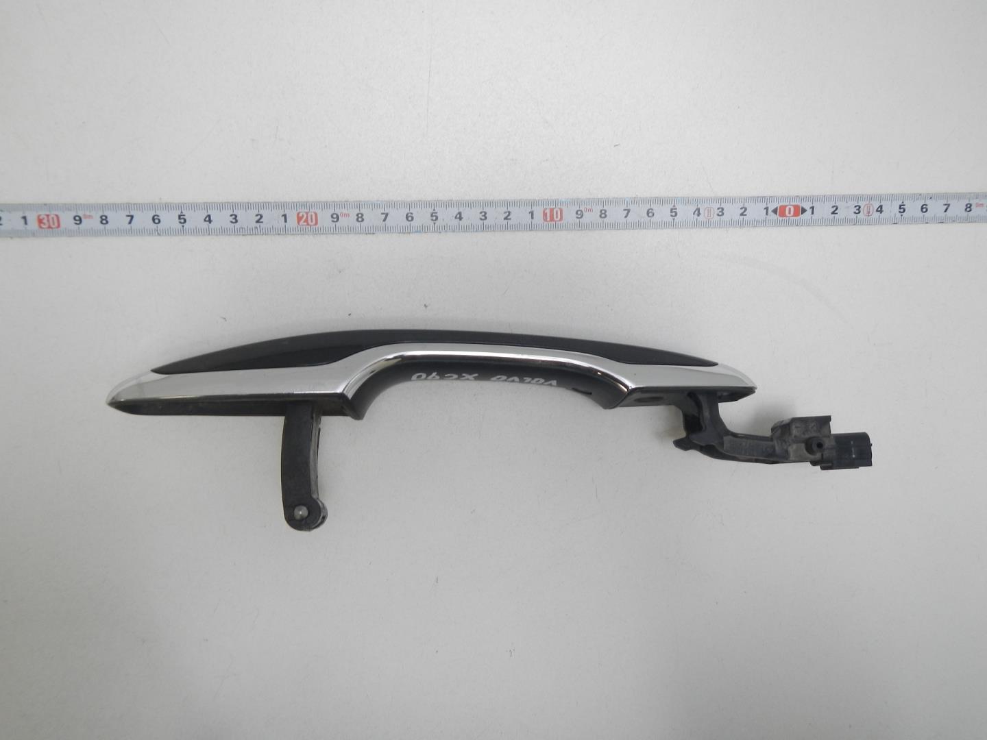 Ручка двери передней наружная левая