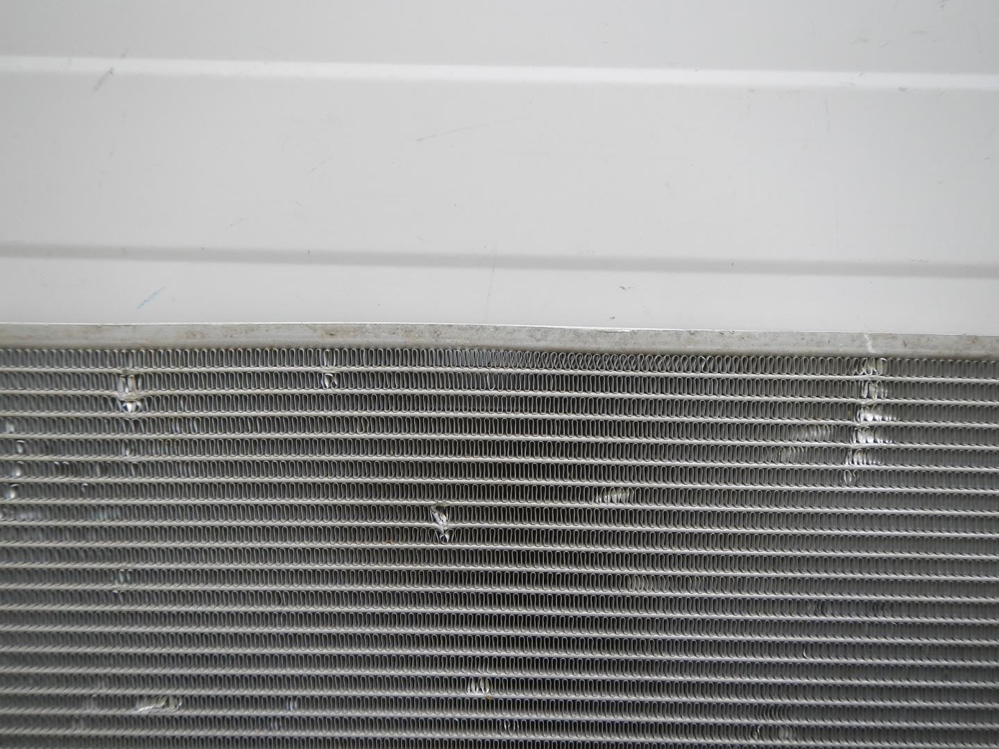 Радиатор кондиционера / конденсер