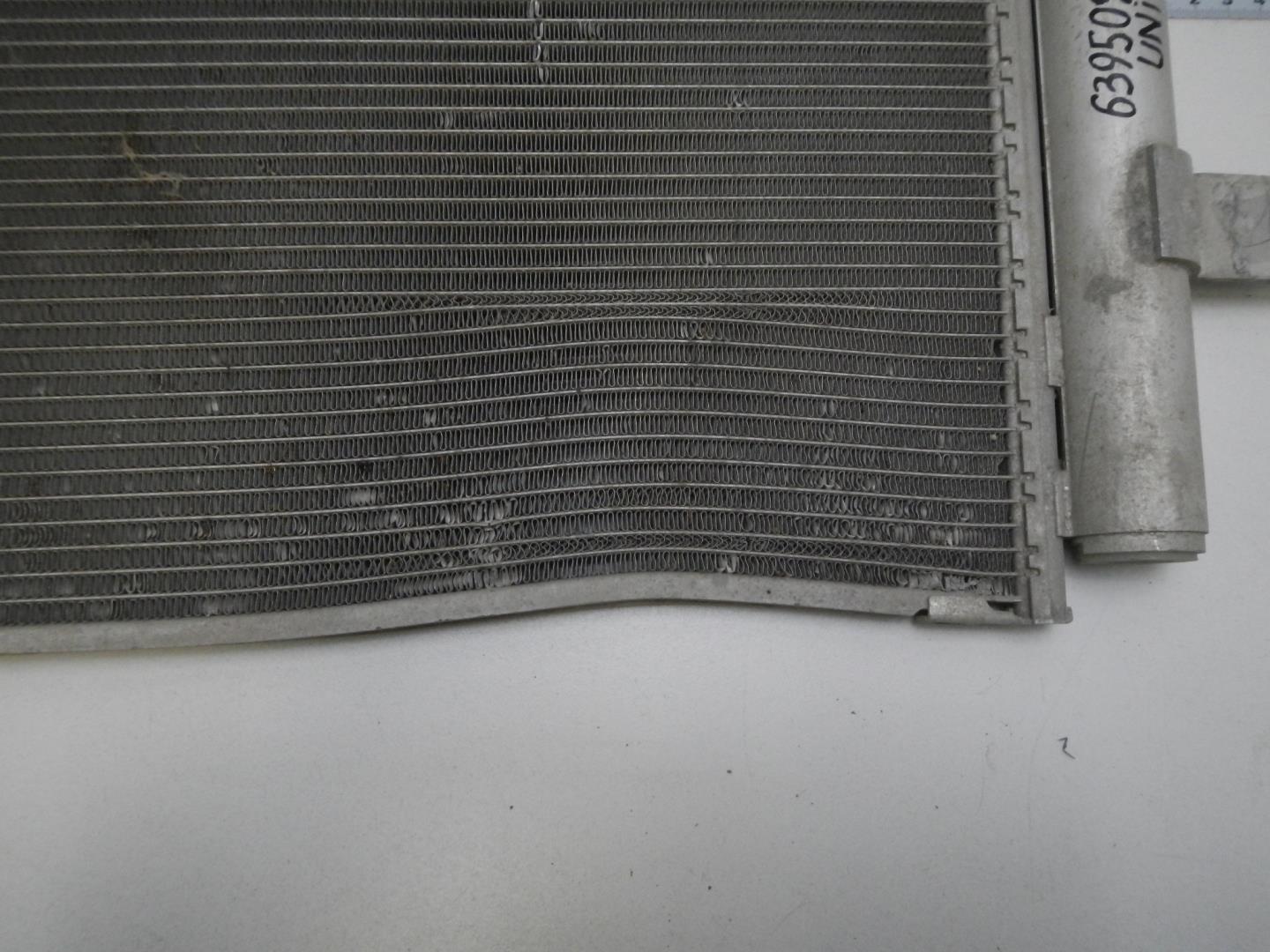 Радиатор кондиционера / конденсер