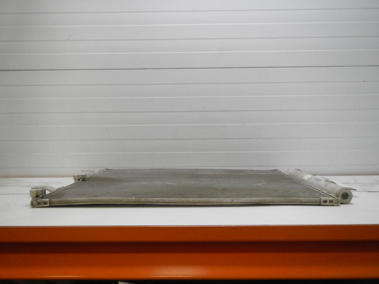 Радиатор кондиционера / конденсер