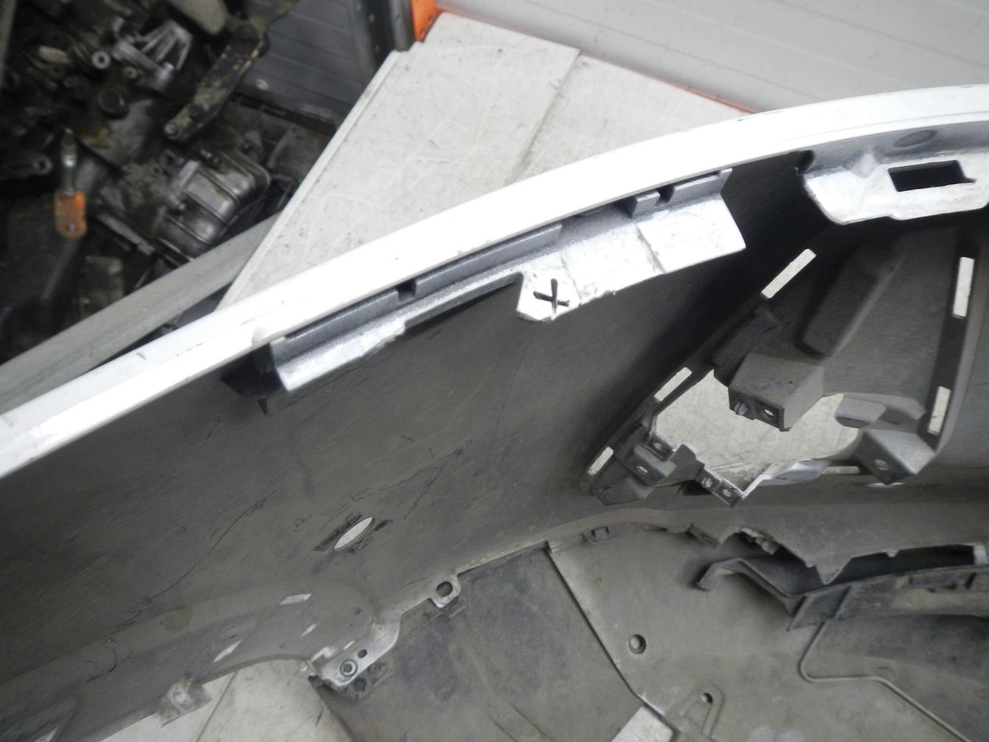 Бампер передний