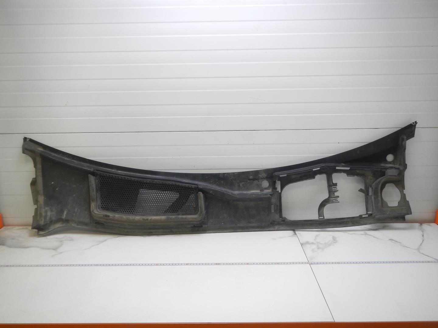 Решетка стеклоочистителей (Жабо)