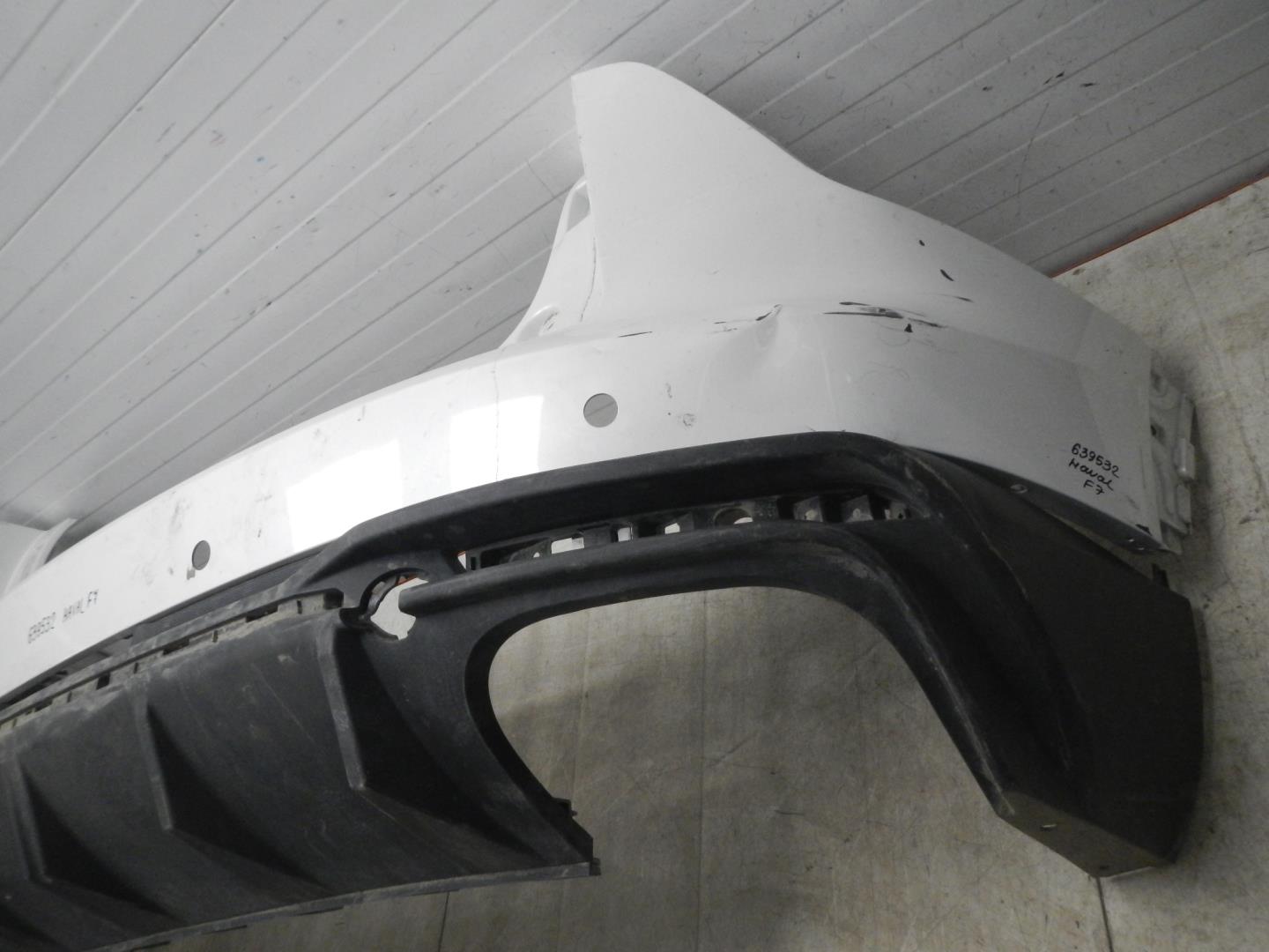 Бампер задний