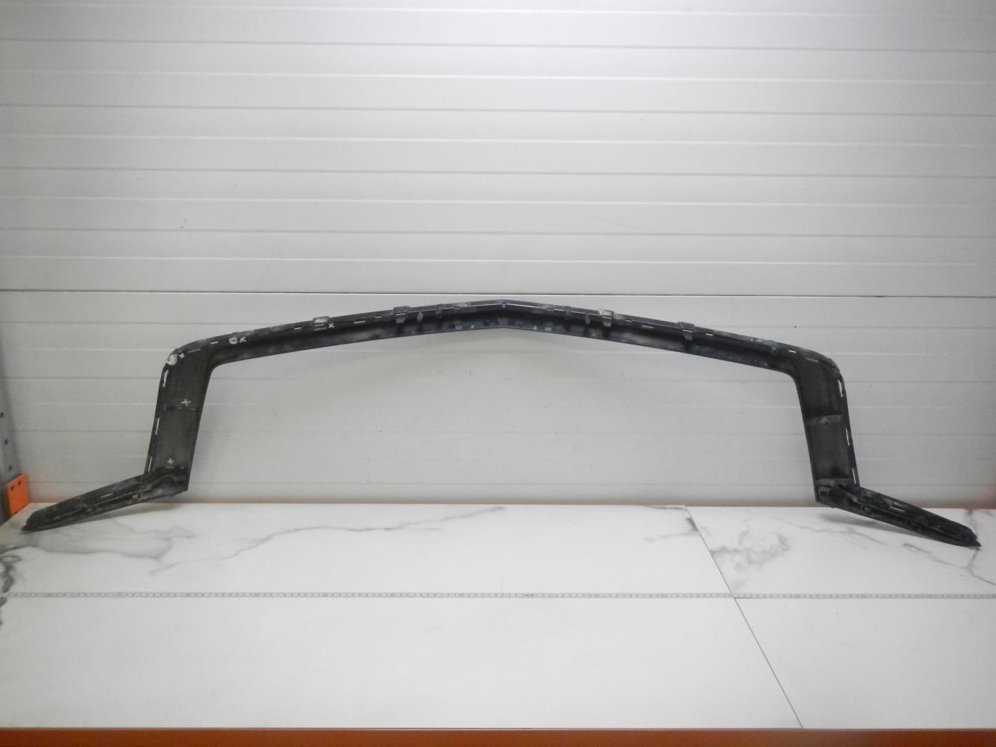 Накладка на решетку радиатора