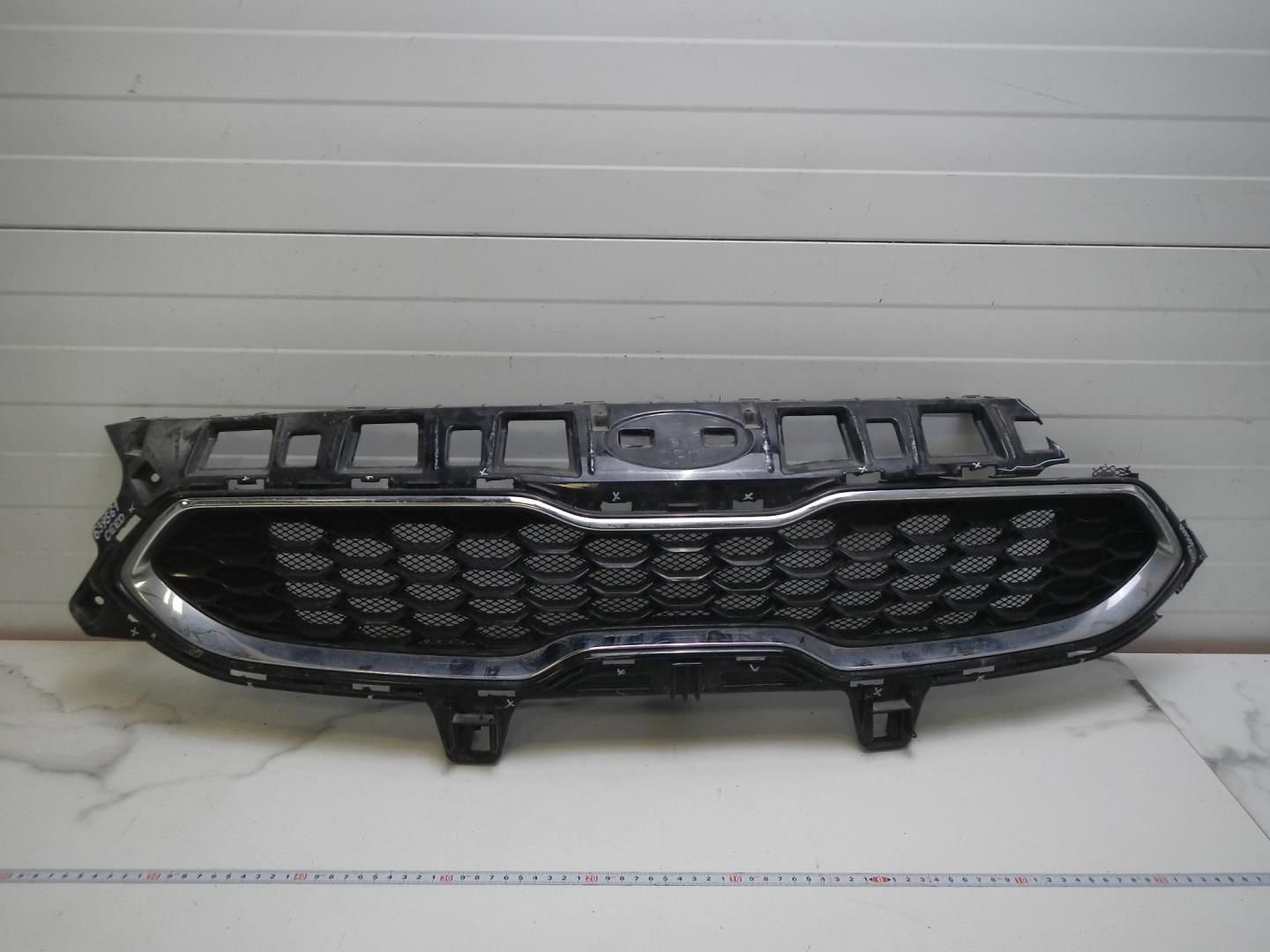 Решетка радиатора