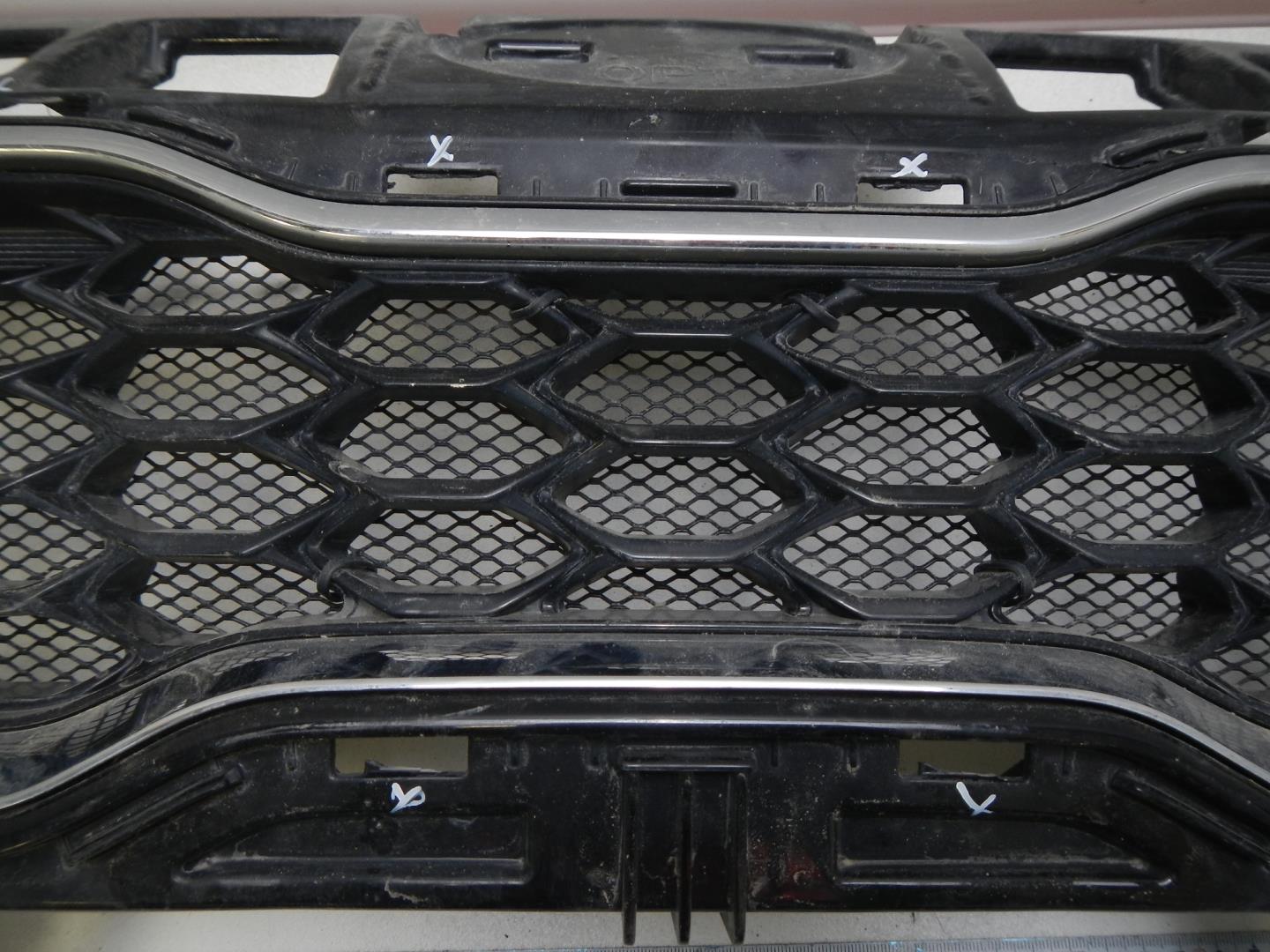 Решетка радиатора