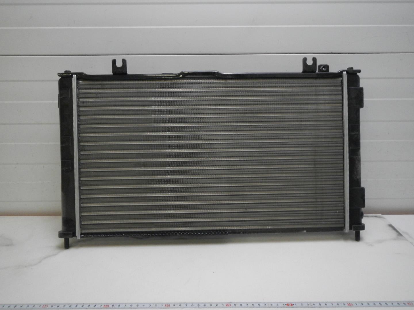 Радиатор охлаждения двигателя основной