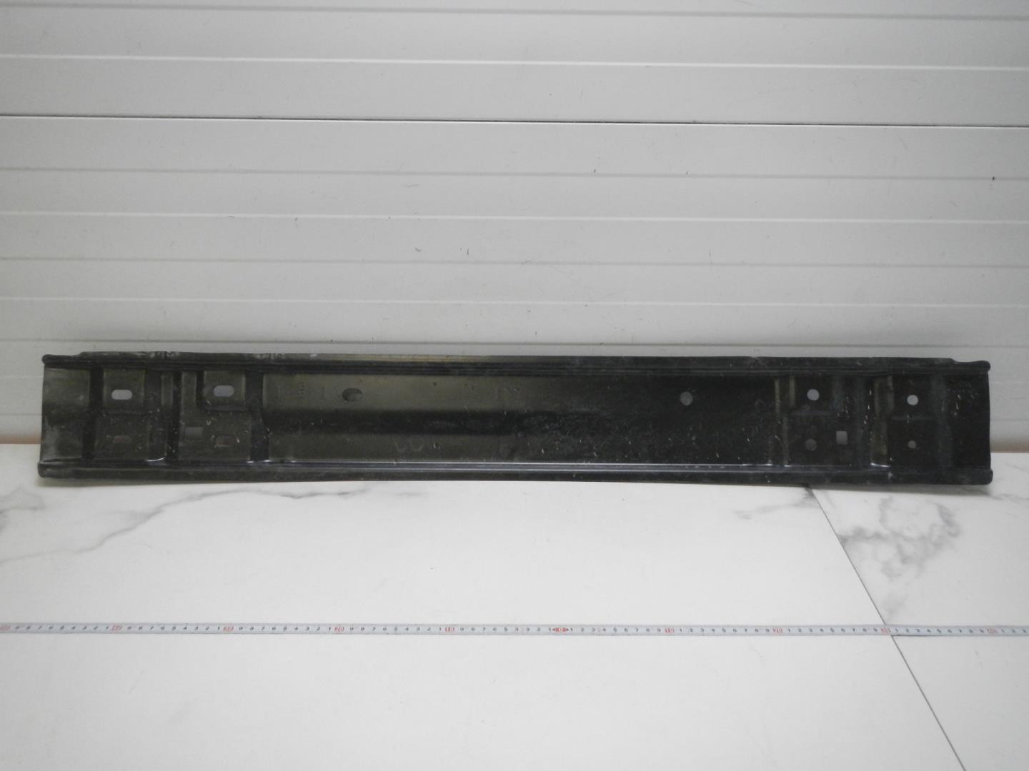 Усилитель заднего бампера