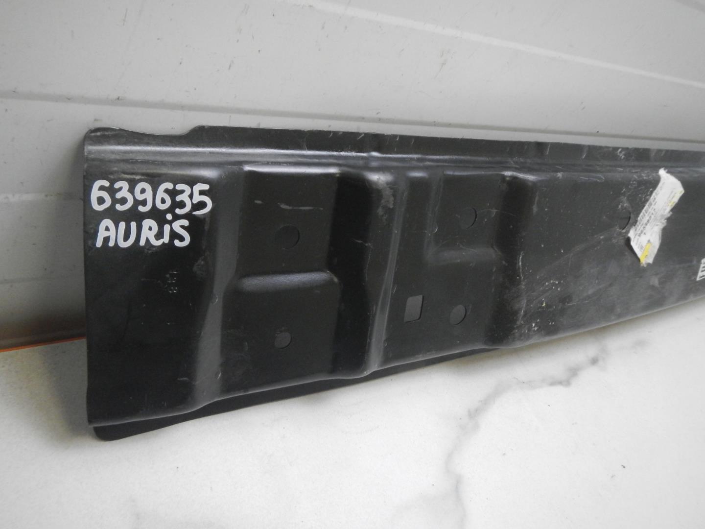 Усилитель заднего бампера