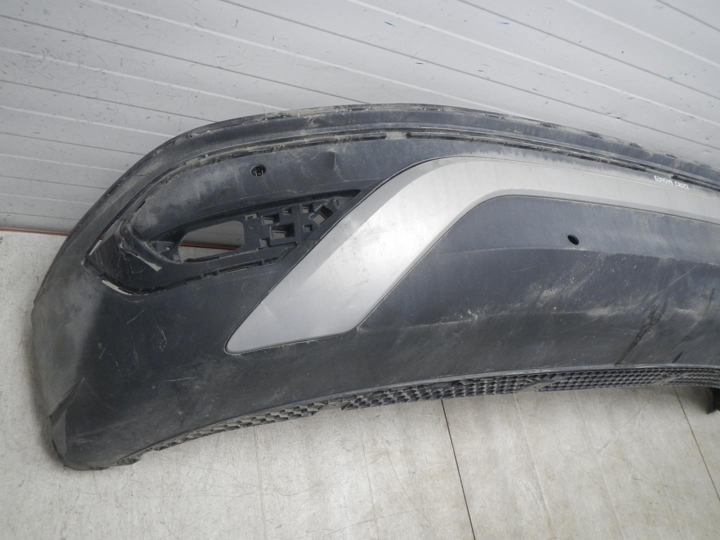 Бампер задний