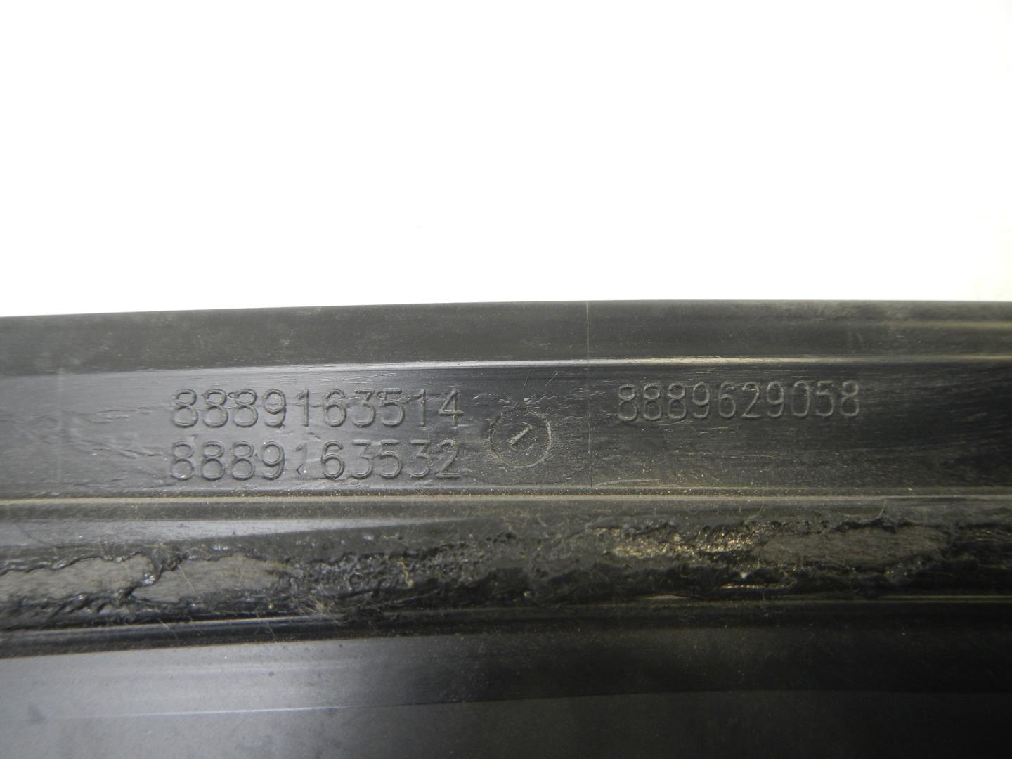 Стекло кузовное глухое левое